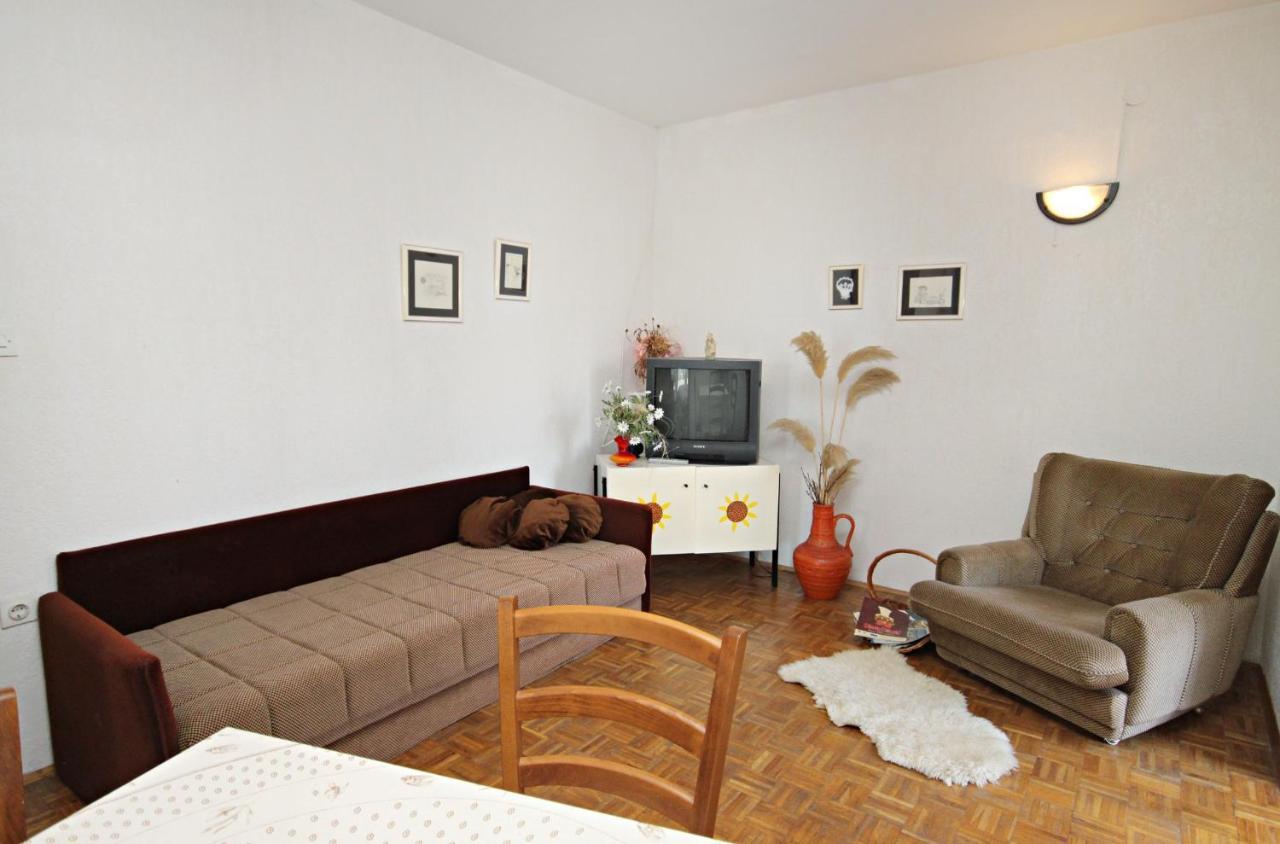 Apartments By The Sea Novi Vinodolski - 5558 מראה חיצוני תמונה