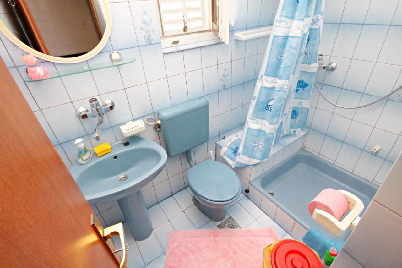 Apartments By The Sea Novi Vinodolski - 5558 מראה חיצוני תמונה